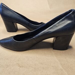Athena Alexander black leather pointed-toe pumps